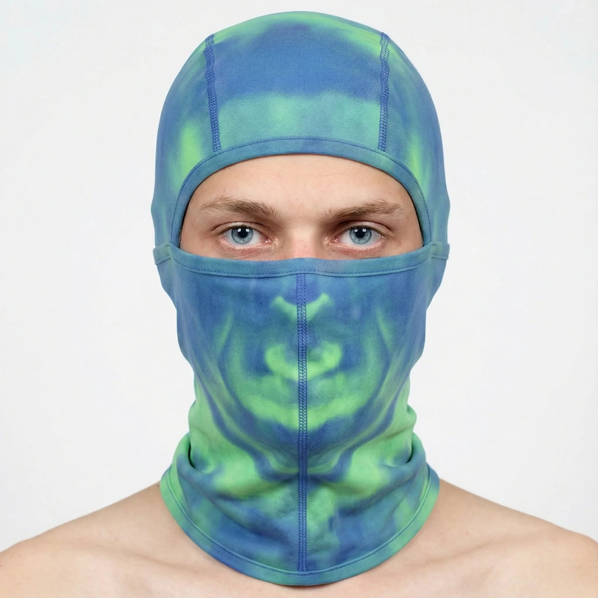 HEAT-REACTIVE BALACLAVA
